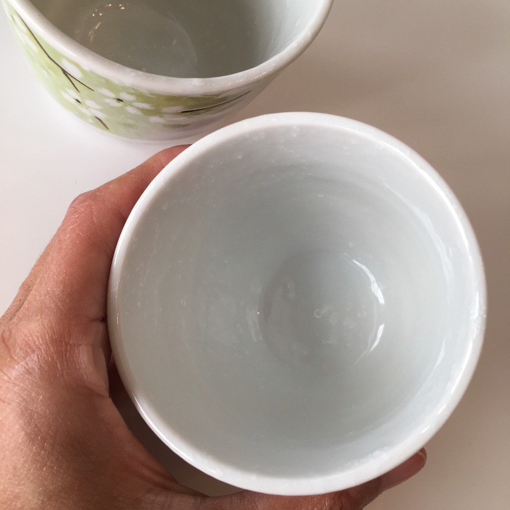 Teacups with White Blossoms - Picture 4 of 5